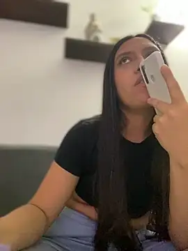 Salome golvert online show from December 2, 2024, 10:45 pm