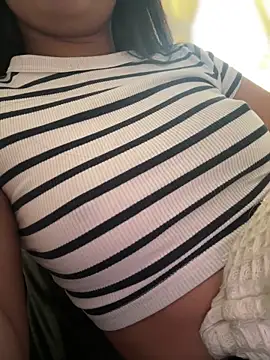 Salome golvert online show from February 5, 2026, 9:30 pm