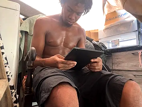 SlimeCrownzOut5 online show from September 18, 2025, 5:15 pm