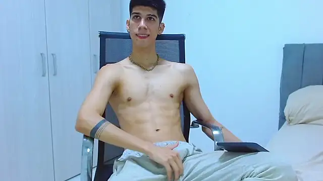 jhony-sex online show from October 9, 2025, 4:54 am