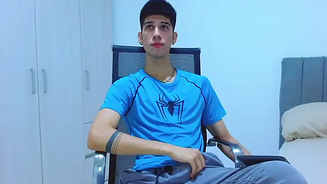 jhony-sex online show from October 11, 2025, 3:39 am