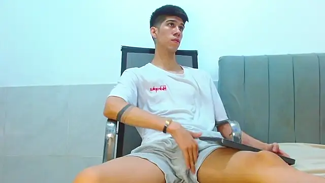 Snapshot of jhony-sex chatting on June 29, 2026, 10:15 am jhony-sex online show from June 29, 2026, 10:15 am