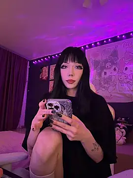 Misa Sakurai online show from December 3, 2025, 10:19 pm