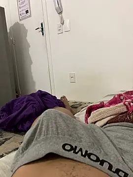 Snapshot of thfrances chatting on March 22, 2025, 11:20 pm thfrances online show from March 22, 2025, 11:20 pm