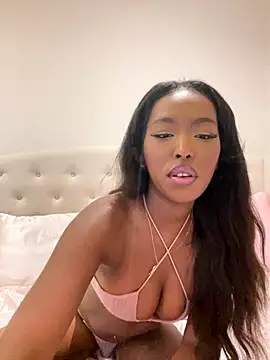 princesslola666 online show from December 16, 2025, 6:35 pm