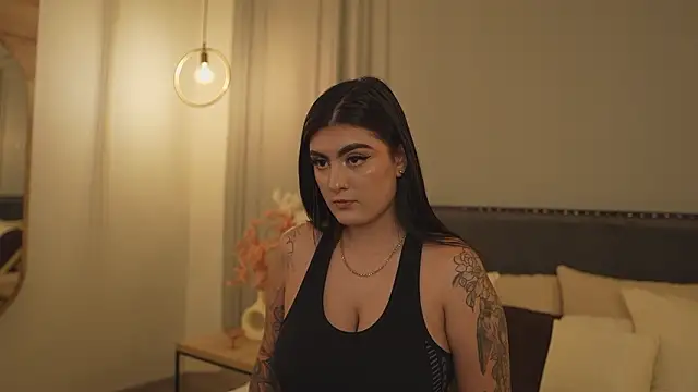 IrisBaker online show from March 9, 2026, 11:31 pm