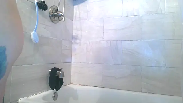 paytonkelly online show from October 19, 2025, 1:06 am