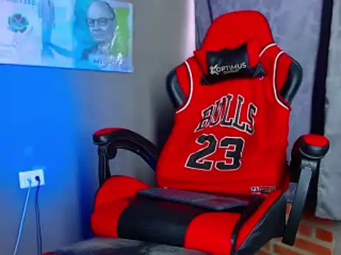 smoker445 online show from March 9, 2025, 12:31 pm