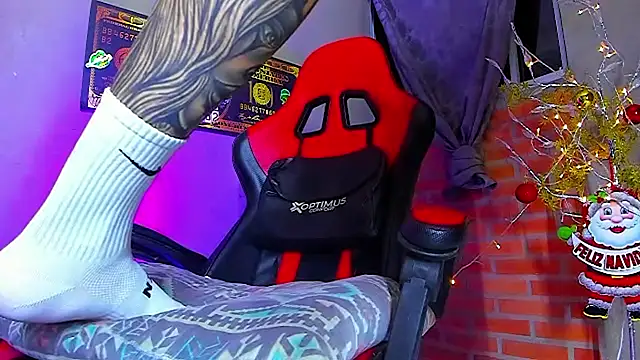 smoker445 online show from November 30, 2025, 7:34 am