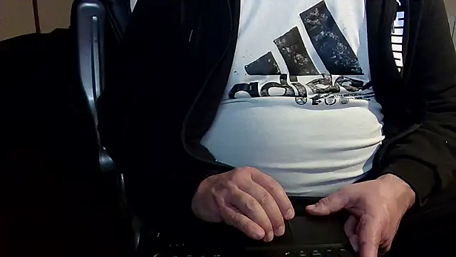 MultiOrgasmicLover online show from December 20, 2025, 11:23 pm