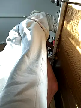 Huncutkuki online show from October 19, 2025, 8:48 am