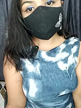 Tanvi-patil online show from April 10, 2026, 4:44 pm