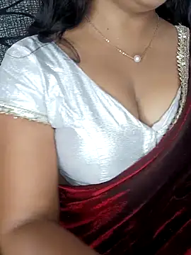 Tanvi-patil online show from May 25, 2026, 5:41 pm
