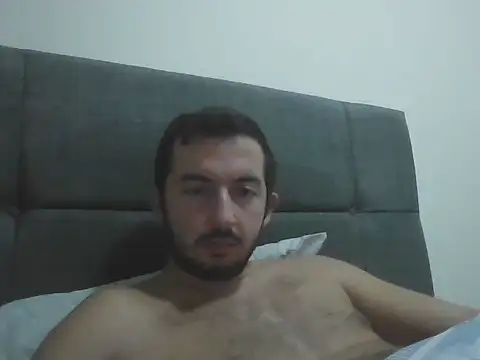 laynufff online show from November 2, 2025, 6:43 pm