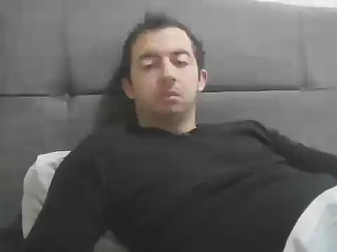 laynufff online show from November 9, 2025, 5:17 am