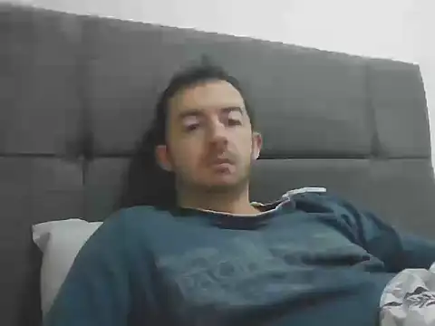 laynufff online show from December 16, 2025, 5:23 am