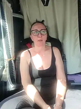 cuplubijoanna online show from March 1, 2025, 10:45 am