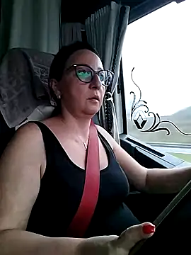 cuplubijoanna online show from December 17, 2025, 8:20 am