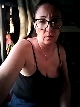 Snapshot of cuplubijoanna chatting on May 2, 2026, 6:57 pm cuplubijoanna online show from May 2, 2026, 6:57 pm