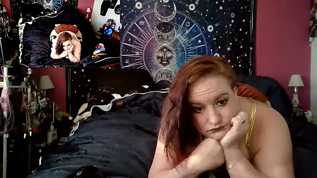 Snapshot of Foxy_Roxy69 chatting on October 9, 2025, 10:08 pm Foxy Roxy69 online show from October 9, 2025, 10:08 pm