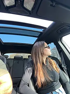 Snapshot of JuicyFruits93 chatting on March 4, 2026, 11:49 am JuicyFruits93 online show from March 4, 2026, 11:49 am