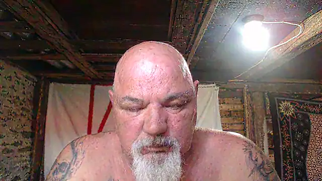 Snapshot of Newfiesausage1972 chatting on June 2, 2026, 2:30 pm Newfiesausage1972 online show from June 2, 2026, 2:30 pm