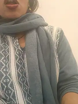 Snapshot of Simaran_bhabhi chatting on December 21, 2025, 3:52 pm Simaran bhabhi online show from December 21, 2025, 3:52 pm