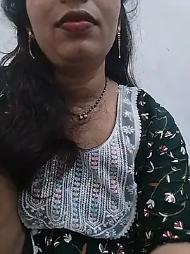 Snapshot of Simaran_bhabhi chatting on July 29, 2026, 12:31 am Simaran bhabhi online show from July 29, 2026, 12:31 am