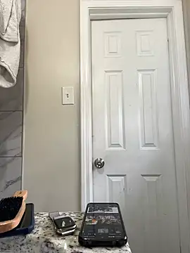 1BeautyN1Beast online show from December 13, 2024, 5:21 pm