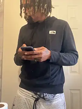 1BeautyN1Beast online show from January 22, 2025, 4:02 pm