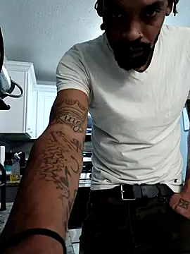 1BeautyN1Beast online show from February 14, 2025, 12:30 am