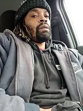 1BeautyN1Beast online show from February 19, 2025, 9:03 pm