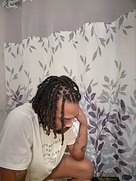 1BeautyN1Beast online show from January 18, 2026, 1:37 pm