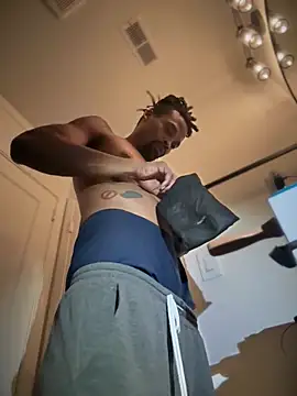 1BeautyN1Beast online show from February 26, 2026, 8:08 pm