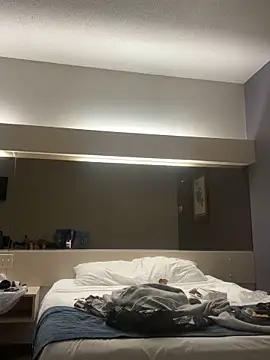 Snapshot of Bigbootylavishh chatting on December 1, 2025, 4:34 pm Bigbootylavishh online show from December 1, 2025, 4:34 pm