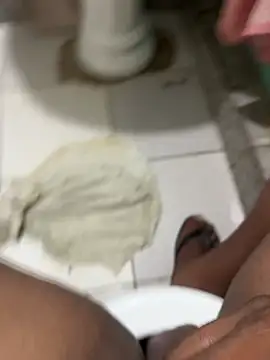 julio9679 online show from February 26, 2026, 9:58 pm