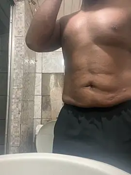 julio9679 online show from March 7, 2026, 3:03 am