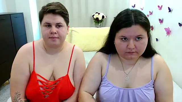 Snapshot of BeckyAndHellen chatting on September 10, 2025, 10:48 am BeckyAndHellen online show from September 10, 2025, 10:48 am