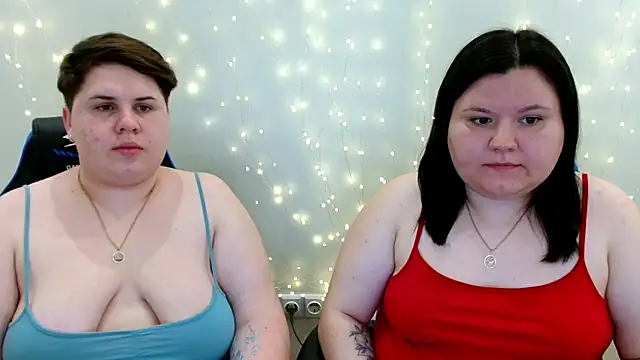 Snapshot of BeckyAndHellen chatting on May 20, 2026, 6:36 pm BeckyAndHellen online show from May 20, 2026, 6:36 pm