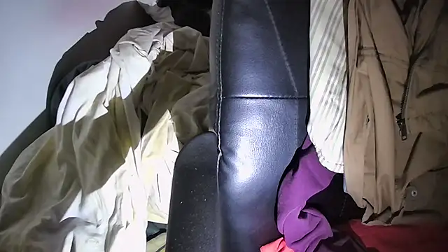 MartaMoon96 online show from October 28, 2025, 10:45 pm