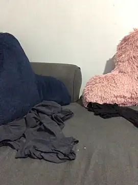 blndpolkadot online show from March 3, 2025, 11:46 pm