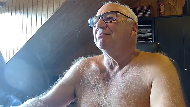 biggandybig online show from September 16, 2025, 9:32 am