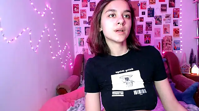 Celine Dionn online show from December 13, 2024, 5:43 pm