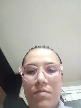 Yaumiko online show from November 24, 2025, 8:30 pm