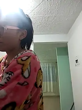 Snapshot of Yaumiko chatting on March 20, 2026, 10:53 am Yaumiko online show from March 20, 2026, 10:53 am