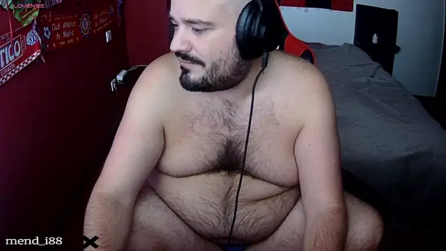 menditeta1 online show from November 7, 2025, 8:53 pm