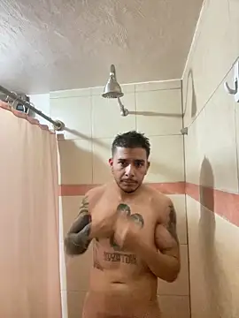 Snapshot of Molly1993rrrrrrrf chatting on November 4, 2025, 11:48 pm Molly1993rrrrrrrf online show from November 4, 2025, 11:48 pm