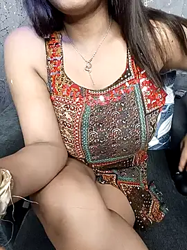 Divya girl online show from February 1, 2025, 6:51 pm