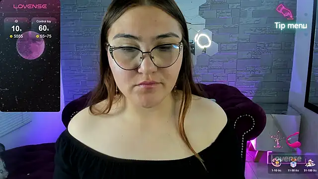 conniejames m online show from December 15, 2025, 12:53 pm