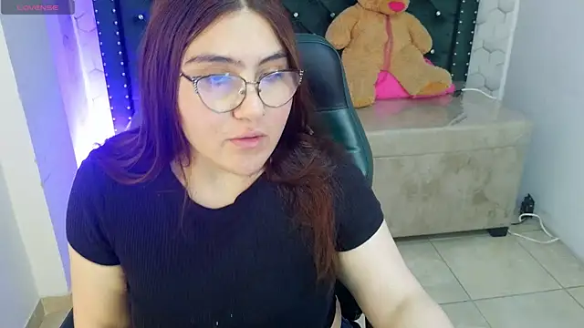 conniejames m online show from May 12, 2026, 10:56 am